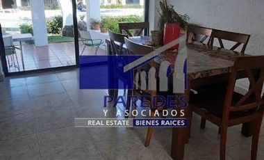 V411 Villa en Venta 3 recamaras Campo de Golf Ixtapa