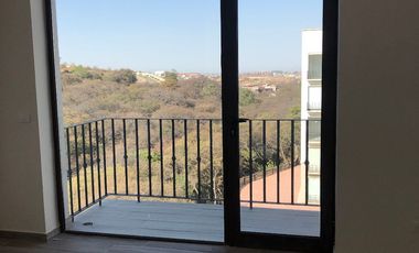 PENT HOUSE EN VENTA EN ZONA ESMERALDA, REAL ANTIGUA, ATIZPAN DE ZARAGOZA CON BALCON Y TERRAZA