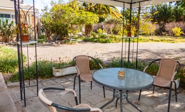 Venta de hermosa Parcela con 2 casas, piscina y quincho, Vicuña. 11.000 UF