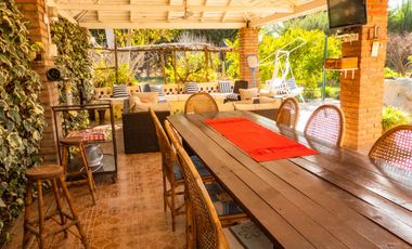 Venta de hermosa Parcela con 2 casas, piscina y quincho, Vicuña. 11.000 UF