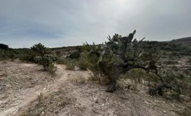 Tianguistengo, Hidalgo - Terreno comercial y residencial de 64 mil metros. VENTA