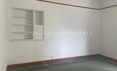 Vendo oficina en el centro de Medellín