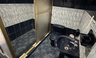 ALQUILO CASA AMPLIA EN GARZOTA