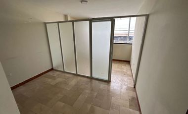 ALQUILO CASA AMPLIA EN GARZOTA