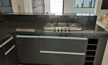 Vendo Casa en Urb. Privada 