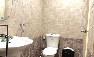 Pre-Owned Commercial/Residential Property in BF Homes Paranaque