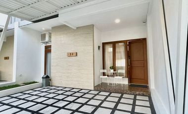 Rumah Saman Ciganjur Jagakarsa,SIAP HUNI Baru Mewah 2 LANTAI,Jaksel Kota Jakarta Selatan Jual Dijual