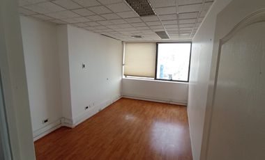 Vendo amplias Oficinas Centrales