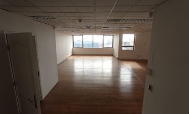 Vendo amplias Oficinas Centrales