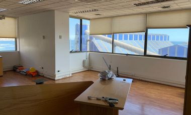 Vendo amplias Oficinas Centrales