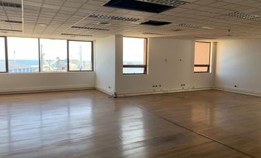 Vendo amplias Oficinas Centrales