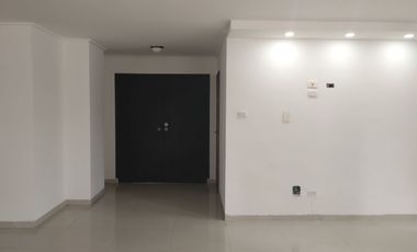Apartamento en arriendo en Alto Prado.
