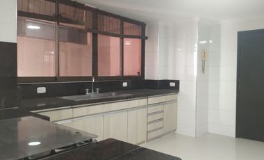 Apartamento en arriendo en Alto Prado.