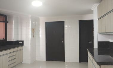 Apartamento en arriendo en Alto Prado.