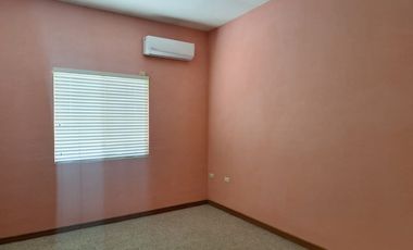 SE RENTA CASA PASEO DE LOS NOGALES ZONA DORADA . CASA SEMI AMUEBLADA