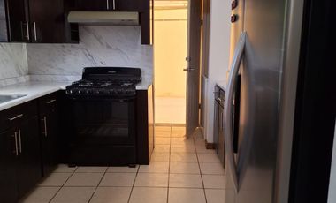 SE RENTA CASA PASEO DE LOS NOGALES ZONA DORADA . CASA SEMI AMUEBLADA