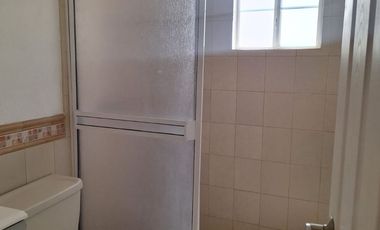 SE RENTA CASA PASEO DE LOS NOGALES ZONA DORADA . CASA SEMI AMUEBLADA