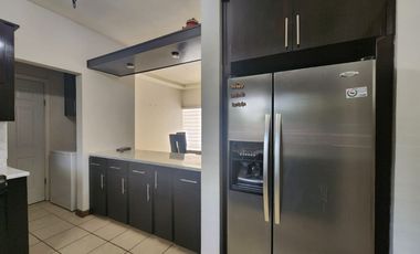 SE RENTA CASA PASEO DE LOS NOGALES ZONA DORADA . CASA SEMI AMUEBLADA