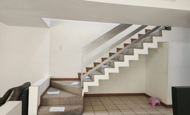 SE RENTA CASA PASEO DE LOS NOGALES ZONA DORADA . CASA SEMI AMUEBLADA