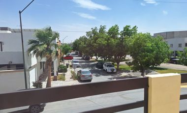 SE RENTA CASA PASEO DE LOS NOGALES ZONA DORADA . CASA SEMI AMUEBLADA