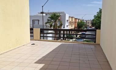 SE RENTA CASA PASEO DE LOS NOGALES ZONA DORADA . CASA SEMI AMUEBLADA