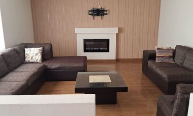 SE RENTA CASA PASEO DE LOS NOGALES ZONA DORADA . CASA SEMI AMUEBLADA