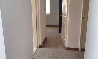 SE RENTA CASA PASEO DE LOS NOGALES ZONA DORADA . CASA SEMI AMUEBLADA