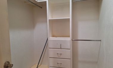 SE RENTA CASA PASEO DE LOS NOGALES ZONA DORADA . CASA SEMI AMUEBLADA