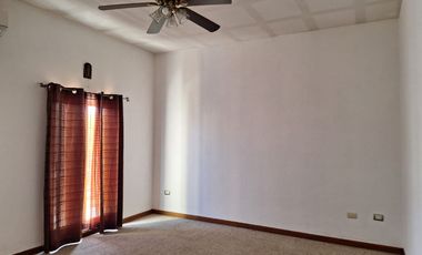 SE RENTA CASA PASEO DE LOS NOGALES ZONA DORADA . CASA SEMI AMUEBLADA