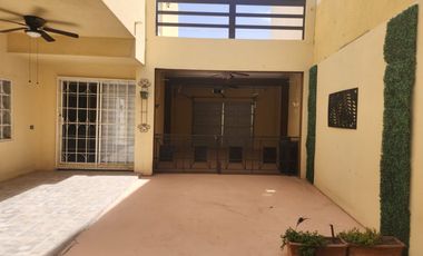 SE RENTA CASA PASEO DE LOS NOGALES ZONA DORADA . CASA SEMI AMUEBLADA