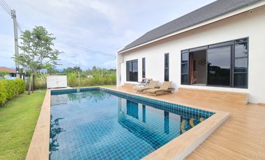 For SALE Beautiful pool villa house, modern style Namprae Hangdong Chiangmai