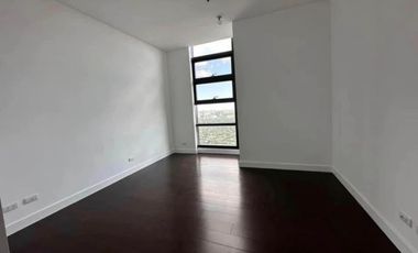 FOR SALE: Penthouse Unit in Garden Towers, Makati City