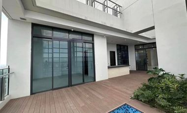 FOR SALE: Penthouse Unit in Garden Towers, Makati City