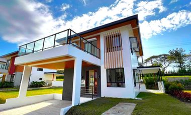 Luxury Living Made Affordable! Pre-selling 4-Bedroom House for sale in Alabang Muntinlupa near EVIA Lifestyle Center