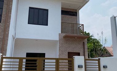 4 Bedroom Single Attached House and Lot for Sale | Fretrato ID: FM293