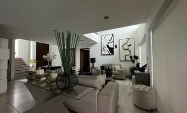 CASA EN VENTA EN FRACCIONAMIENTO LOMAS DE COCOYOC MORELOS