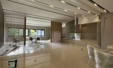 LUXURY HOME IN FORBES MAKATI