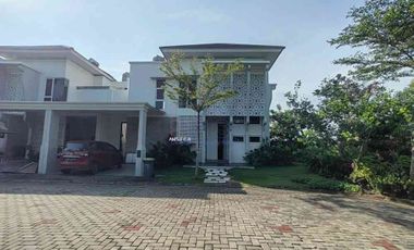 Royal Bay Batam Center Corner House for Sale