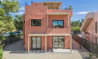 Casa con vista al mar, Rooftop, alberca, en venta, El pescadero, Todos Santos