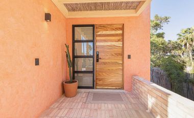 Casa con vista al mar, Rooftop, alberca, en venta, El pescadero, Todos Santos