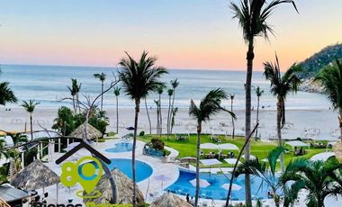 Villa en venta de 4 recámaras con alberca en Acapulco