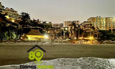 Villa en venta de 4 recámaras con alberca en Acapulco