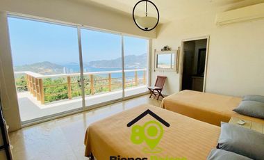Villa en venta de 4 recámaras con alberca en Acapulco