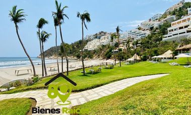 Villa en venta de 4 recámaras con alberca en Acapulco