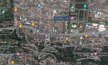 SE RENTA EDIFICIO COMERCIAL EN CAMELINAS A UNOS METROS DE TELCEL