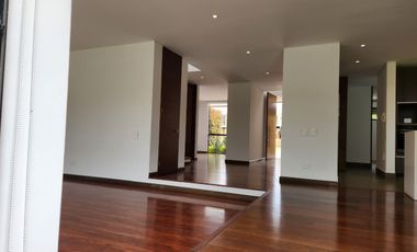 ¡Oportunidad Única! Hermosa Casa en Hacienda Fontanar del Río, Agrupación Residencial