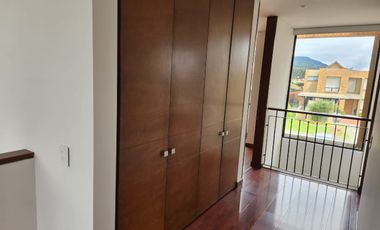 ¡Oportunidad Única! Hermosa Casa en Hacienda Fontanar del Río, Agrupación Residencial