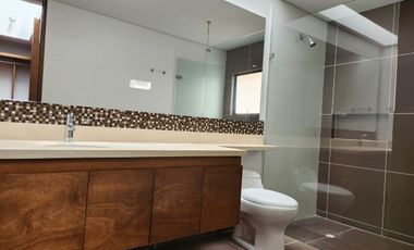 ¡Oportunidad Única! Hermosa Casa en Hacienda Fontanar del Río, Agrupación Residencial