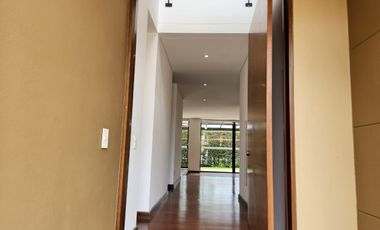 ¡Oportunidad Única! Hermosa Casa en Hacienda Fontanar del Río, Agrupación Residencial