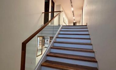 Brand New Modern House with Full Basement on a Corner Lot For Sale in Ayala Alabang Village